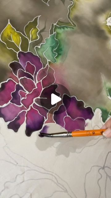 Somrah Ahmed on Instagram: "Painting technique   #silkpaintingtechniques #water #colors #réel #instagood #instagram #viralvideos #fabricpainting #dupptastyle" How To Paint Silk Digital Art, Silk Fabric Painting Tutorials, Scarf Painting Ideas, Watercolor Painting On Fabric, Hand Painted Flowers On Fabric, Silk Painting Techniques Tutorials, Fabric Painting Techniques Cloths, Fabric Painting Techniques Tutorials, Silk Painting Designs