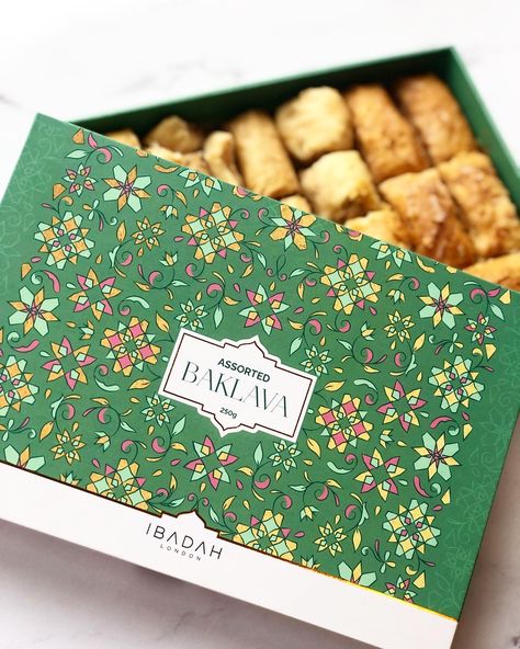 Vegan Baklava, Luxury Box Design, Eid Boxes, Mithai Boxes, Thesis Inspiration, Sweet Box Design, Baklava Recipe, Filo Pastry, Dessert Packaging