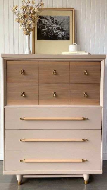 Furniture Makeover Inspiration, Diy Furniture Flip, Unique Hardware, Refinishing Furniture Diy, Mcm Furniture, Dresser Furniture, Furniture Flips, Diy Dresser, Diy Furniture Renovation