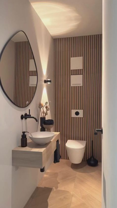 Design Interior Baie, Small Downstairs Toilet, Toilette Design, Toilet Room Decor, Wc Design, Small Toilet Room, Small Bathroom Interior, Compact Bathroom, Decor Baie