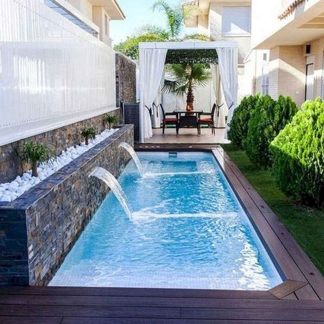 Awesome 20+ Extraordinary Small Pool Design Ideas For Small Backyard Kleiner Pool Design, Rectangular Swimming Pools, Kolam Air, Swimming Pool Landscaping, Small Swimming Pools, Swimming Pool House, Pool Landscape Design, Small Pool Design, Small Pools