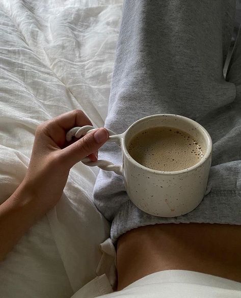 Coffee In Bed, Laying In Bed, Beige Aesthetic, Instagram Story Ideas, Coffee Addict, Coffee Cake, Cup Of Coffee, Coffee Time, Instagram Feed