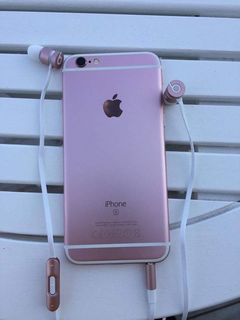 iPhone 6s rose gold Beats rose gold Beats Rose Gold, Iphone 6s Aesthetic, Iphone 6s Plus Rose Gold, Iphone 6s Gold, Iphone 6 Pink, Iphone 7 Rose Gold, Y2k Rockstar, Apple Rose Gold, Iphone 6s Rose Gold