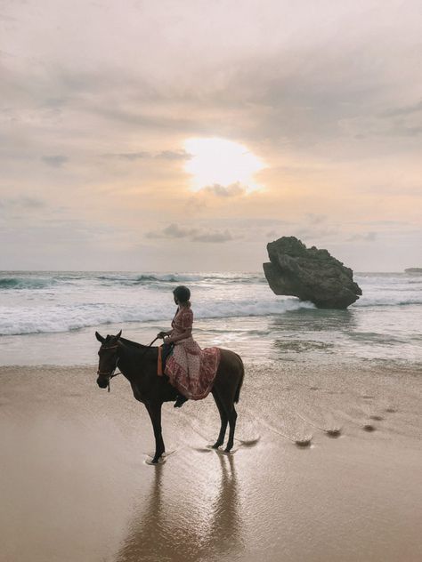 Sumba Island, World Of Wanderlust, Travel Advertising, East Timor, Equestrian Facilities, Visit Ireland, Instagrammable Places, Sun Set, Solo Female Travel