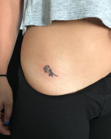 Discreet Tattoo Placement, Tattoo Locations For Women, Tattoo Placement For Women, Discreet Tattoos For Women, Tattoo Locations, Minimalist Tattoo Meaning, Simple Tattoos For Women, Most Popular Tattoos, Minimalist Tattoos