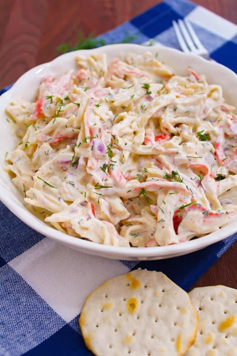 garnish Cajun Crab Salad Recipe, Imation Crab Salad Recipes, Best Crab Salad Recipe, Crab Meat Salad Recipe, Crab Meat Salad, Sea Food Salad, Crab Pasta Salad, Seafood Delight, Crab Pasta