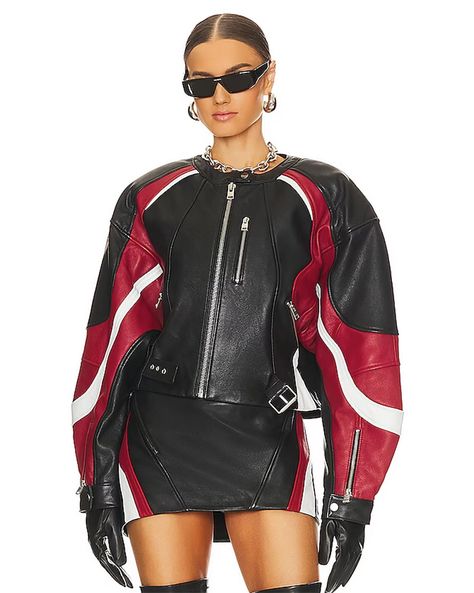 Formula One outfit F1 Las Vegas Red Jacket Leather, Las Vegas Fashion, Las Vegas Outfit, Stylish Leather Jacket, Vegas Outfit, Copenhagen Fashion Week, Street Style Trends, Fashion People, Themed Outfits