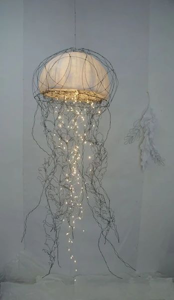 How-tos: Creatives Uses of String Lights – EP DesignLab LLC Sculptures Sur Fil, Copper String Lights, Lampe Diy, Desain Furnitur Modern, Diy Lampe, Sparkling Lights, Cool Ideas, Wire Sculpture, Diy Lamp