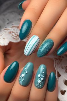 Blue Fingernails Designs, Teal Blue Nails Designs, Teal Nails With Design, Teal French Tip Nails, Teal Nail Art, Summer Nails Square, Teal Nail Designs, Gel Nail Removal, Teal Nails