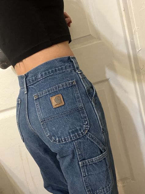 Vintage 90s Carhartt carpenter jeans size XS 100 cotton midweight rigid denim in mid to dark blue Mid to high rise, wide straight leg Youth size 12 can fit petite women Excellent vintage condition, normal light wear and distressing made in Mexico Approximate measurements 12.5" across waist lying flat 18.5" across hips lying flat 10.5" front rise 11.5" across thigh lying flat 26.5" inseam 8.25" across leg opening lying flat All items are sold as is with no returns and no partial refunds. I descri Carhartt Jeans Women, Carhartt Pants Outfit, Carhartt Pants Women's, Skater Fits, Carhartt Carpenter Jeans, Denim Shorts Outfit, Cute Clothing Stores, Carhartt Carpenter, Carhartt Jeans