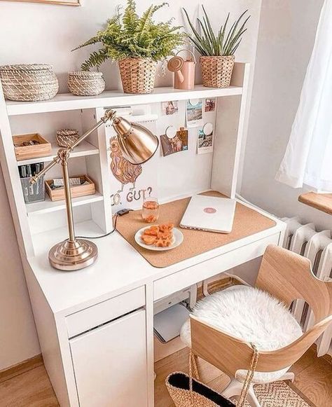 desk decor ideas Small Home Office Makeover, Desk Setup Ideas, Ikea Micke, Micke Desk, Home Office Makeover, Creative Desk, Creative Desks, Room Organisation, Cozy Desk