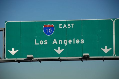 Freeway Sign - Los Angeles via Flickr Los Angeles Highway, California Sign, Los Angeles Aesthetic, Los Angeles Street, Los Angeles Travel, Detroit Red Wings Hockey, Lovely Places, Los Angeles City, Los Angles