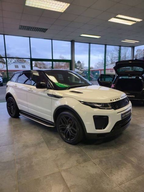 Used Land Rover, Range Rover Hse, Ladies Choice, Land Rover Range Rover Evoque, Super Sport Cars, Performance Engines, Free Cars, Range Rover Evoque, Land Rover Range Rover