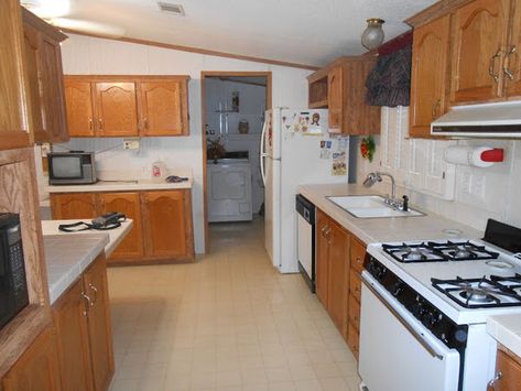 mobile home remodels-gorgeous double wide makeover kitchen before Double Wide Makeover, Diy Mobile Home Remodel, Mobile Home Redo, Mobile Home Kitchens, Remodel Mobile Home, Mobile Home Repair, Mobile Home Kitchen, Mobile Home Makeovers, Mobile Home Renovations