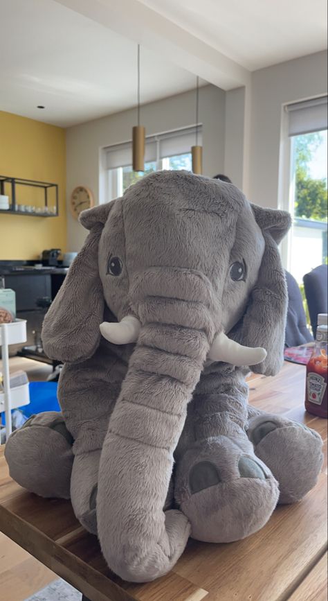 Big Stuff Animals, Huge Stuffed Animals, Big Stuffed Animals, Elephant For Baby, Plushies Big, Plushie Aesthetic, Oversized Stuffed Animals, Soft Plushies, Big Stuffed Animal