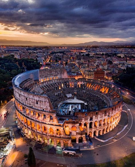 Zeynep on Twitter: "Colosseum, Rome, Italy... Photo by gianmarco.gabriele...… " Colosseum Rome, Rome City, Italy Aesthetic, Jaisalmer, Amritsar, Udaipur, Varanasi, Kochi, Beautiful Places To Travel