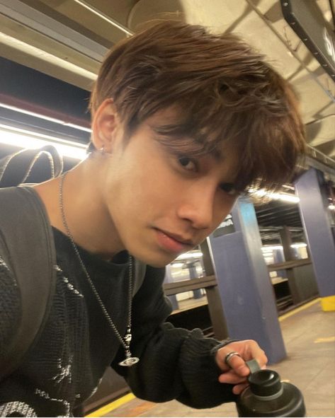 Brown Hair For Guys, Light Brown Hair Men Aesthetic, Brown Hair Styles Men, Asian Men Straight Haircut, Handsome Guy Asian, Kpop Male Haircut, Dyed Asian Hair Men, Straight Hairstyles Guys, Hair Color Ideas For Black Hair Men