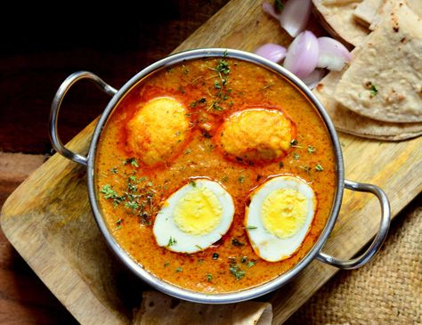 Egg Recipes Indian, Egg Recipes For Dinner, Veg Recipes Of India, Healthy Egg Recipes, Boiled Chicken Breast, Food Fusion, Boiled Food, Egg Curry, Coconut Milk Recipes