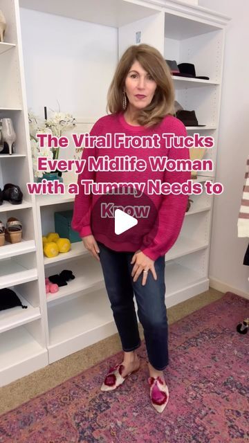 Mary Michele Nidiffer on Instagram: "OK, OK, I get it. The Front tuck isn’t for everyone. So here are 2 ways you can style your top while still keeping the tummy covered. 1/ The Belt Trick - one of my tried and true hacks, this is great to create a high-low look, break up the horizontal line of your top and add polish. 2/ The Bracelet Trick - Who knew a bracelet and a rubberband could add such a fun touch to your boxy top? This creates a design element, makes your top less boxy and still gives you the coverage you want! Which one will you try? Want to learn more about busting out of a style rut? Go to Fightthefrump.com now for more great solutions! #stylerut #styleinspo #midlifewomen #womenover40 #womenover50 #womenover60 #stylemyths #stylefashion #styleforrealwomen #selflove #women Boxy Top Outfit, Front Tuck Shirt, Belt Trick, T Shirt Hacks, Style Rut, Shirt Hacks, Front Tuck, Over 60 Fashion, Boxy Top