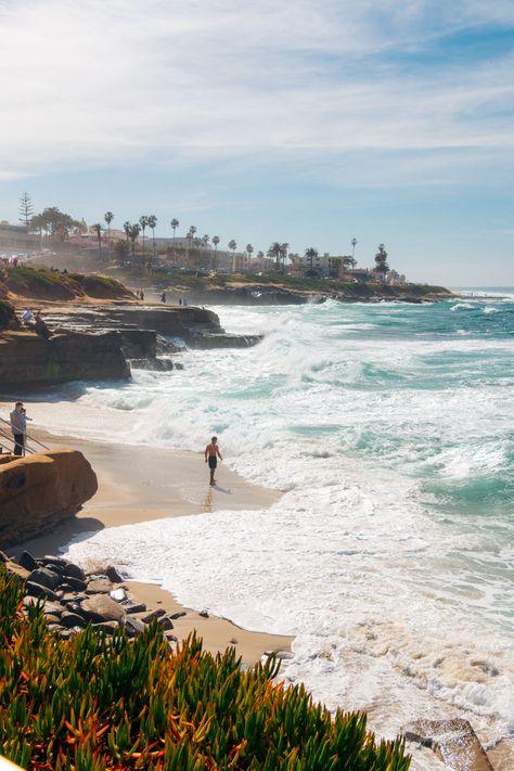 Day Trips from San Diego - Roads and Destinations Los Angeles, Day Trips From San Diego, California Roadtrip Aesthetic, San Diego Architecture, San Diego Astethic, San Diego Beach Aesthetic, San Diego Beaches, Moving Manifestation, San Diego California Aesthetic