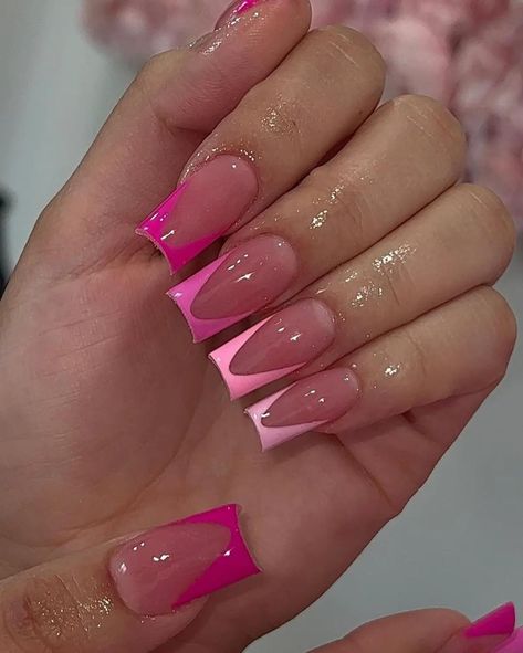 23+ Chic Hot Pink French Nail Ideas (2024) - DrExplains Fall Pink Nails, French Nail Ideas, Pink Acrylic Nail Designs, Pink Nail Design, Pink French Tips, Different Color Nails, Pink Tip Nails, Pink French Nails, Holiday Acrylic Nails