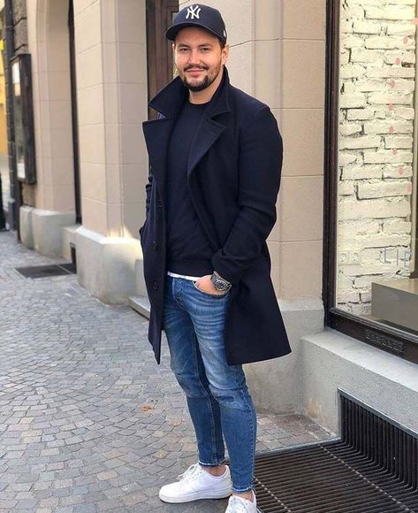 Black Topcoat Outfit Men, Black Peacoat Men, Navy Coat Outfit Men, Jeans Outfit Winter Men, Blue Coat Outfit Men, Blue Jeans Men Outfit, Mens Modern Fashion, Black Coat Outfit Men, Mens Peacoat Outfit