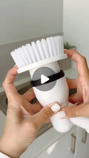 Carolina McCauley on Instagram: "Comment “Scrubber” and I’ll send a DM with product info. 📧🌟 Or use the link in bio to shop.🛒💓

This is one cleaning gadget I can’t live without for the shower and bathroom. ✨🚿🛀🥰

#cleaninghacks #cleaningtips #homehacks #cleaningfinds" Gadgets, Carolina Mccauley, Bathroom Gadgets, Cleaning Gadgets, The Shower, Home Hacks, Cleaning Hacks, Link In Bio, I Can