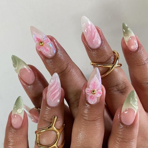 garden fairy freestyle 🌸🌿 loving all the spring setsssss @apresnailofficial medium natural stiletto | Instagram Pearl Chrome Nail, Nail Mirror, Pearl Chrome, Orchid Nails, Chrome Nail Powder, Chrome Nail, Plus Size Outfit, Chrome Powder, Nails Glitter