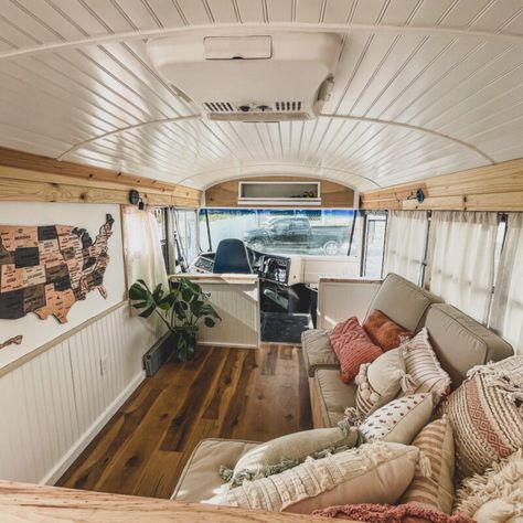 School Bus Tiny House, School Bus Camper, School Bus House, Bus Interior, Tiny House Camper, Airstream Renovation, Bus Living, Bus House, Diy Camper Remodel