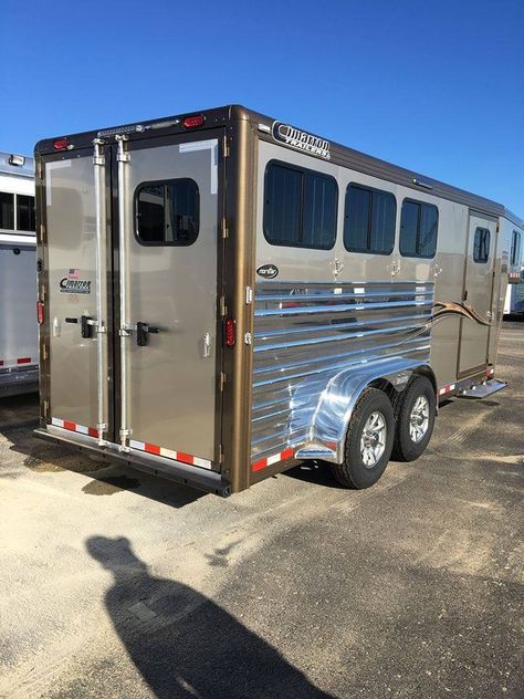 3 horse trailer                                                                                                                                                                                 More 4 Horse Trailer, 3 Horse Trailer, Horse Transportation, Horse Travel, Horse Trailer Living Quarters, Equestrian Problems, Trailer Living, Horse Training Tips, Barrel Horse