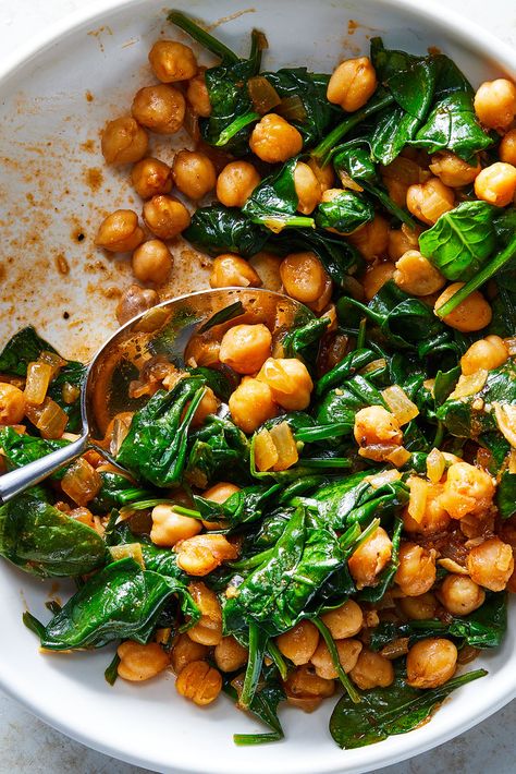 Baby Spinach Recipes, Spinach Benefits, Chickpea Recipes, Nyt Cooking, Leafy Vegetables, Spinach Recipes, Baby Spinach, Veggie Dishes, Vegetable Dishes