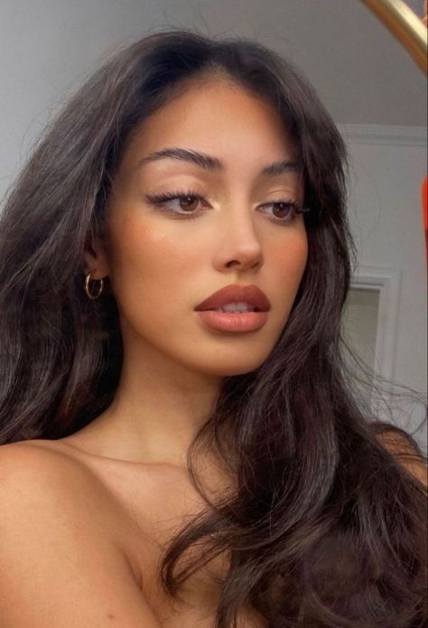 Brown Girls Makeup, Cindy Kimberly, Girls Makeup, Pretty Makeup, Cute Makeup, Aesthetic Makeup, Beauty Inspiration, Dark Hair, Pretty Face