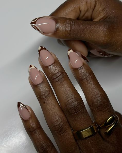 Brown series🤎 Inspo from Pinterest #dovenailsbysharon #gelx #almondnails Nail Color Autumn 2024, Minimalist Nails For Brown Skin, Nail Art For Brown Skin Tone, Minimalist Nails Brown Skin, Brown Nail Designs Short, Minimalist Nails Brown, Brown Birthday Nails, Brown Design Nails, Brown Tip Nails