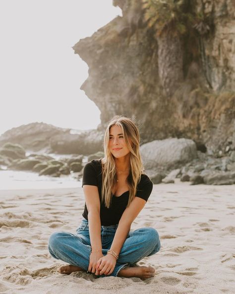 senior beach photos • Instagram Senior Picture Ideas Boardwalk, Cute Beach Senior Pictures, Professional Beach Pictures, Beach Self Portrait, Beach Poses Photoshoot, High School Senior Picture Ideas Beach, Lake Senior Pictures Water, Senior Girl Beach Session, Senior Photos By Water