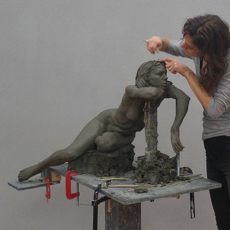 Sculpture_artstudio on Instagram: "Sculptor @georgina_mills_art
Georgina Mills

Sculptor. Australian. Trained in Florence, Italy.

georginamillsart.com

#sculptor #melbourne #womensculptors #sculpture #florenceacademyofart #figurativeart #realism #figurative #claysculpture #nudesculpture #australianartist #anatomy #sculpturestudio #art_abay" Surreal Sculpture, Florence Academy Of Art, Sea Sculpture, Anatomy Sculpture, Ceramic Art Sculpture, Sculpture Park, January 4, Sculpture Painting, Contemporary Sculpture