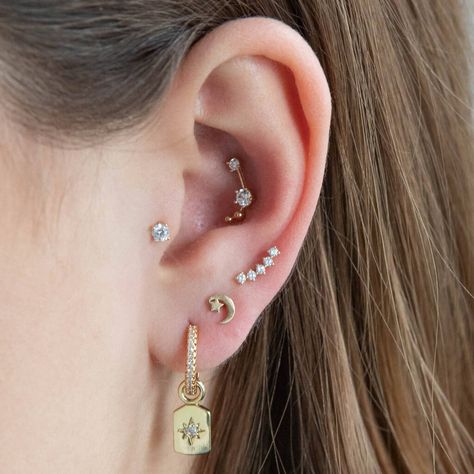 Inner Conch Piercing Studs, Inner Conch, Forward Helix Earrings, Upper Lobe, Barbell Earrings, Forward Helix, Crawlers Earrings, Labret Piercing, Sleeper Earrings