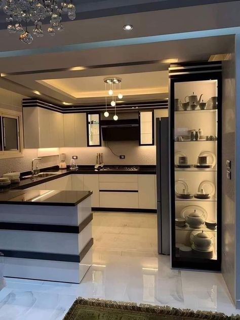 Kitchen Wardrobe Design, Desain Pantry, Interior Design Your Home, Modern Kitchen Cabinet Design, Modern Kitchen Interiors, Kitchen Interior Design Decor, Modern Home Design, Kitchen Interior Design Modern, Kitchen Design Plans