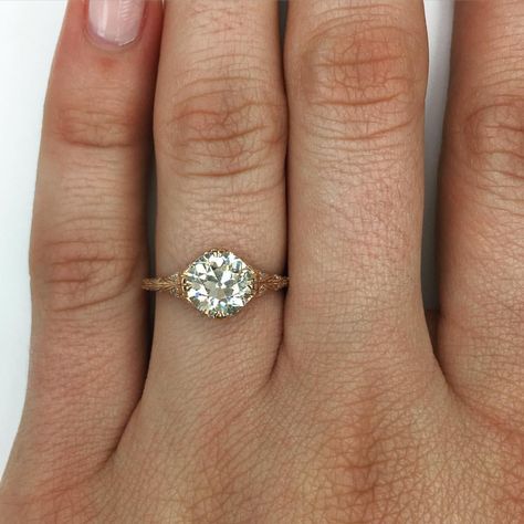 Love! Edwardian Style Engagement Ring, Rose Cut Ring, Wedding Lookbook, Edwardian Engagement Ring, Antique Wedding Rings, Yellow Gold Engagement, Engagement Ring Sizes, Single Stone, Engagement Ring Cuts