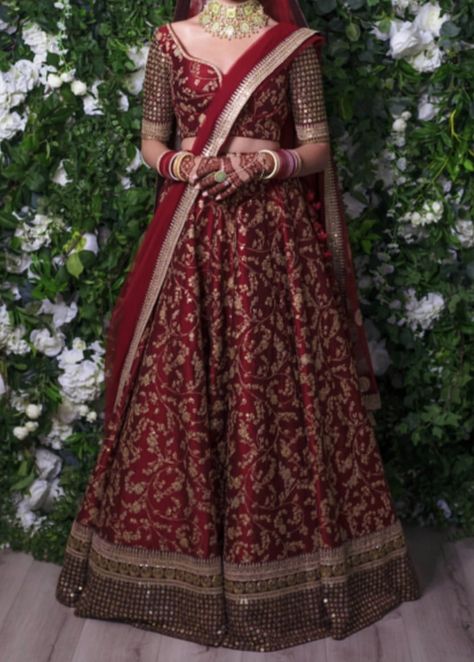 Tomato Color, Lehnga Dress, Dress Gallery, Red Lehenga, Red Tomato, Saree Trends, Dress Inspo, Pakistani Outfits, Girl Dresses