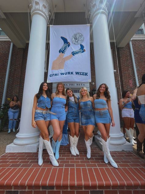 Soroity Girls Outfit, Jeans Sorority Theme, Sorority Theme Outfits, Country Sorority Theme, Denim Bid Day Theme, Denim Sorority Theme, Western Sorority Theme, Spirit Week Ideas Sorority, Work Week Ideas Sorority