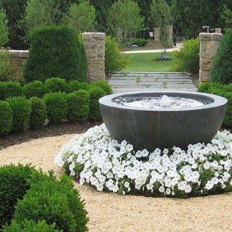 Melissa Penfold, Instagram Planning, Fountains Backyard, Front Yard Design, Front Yard Garden Design, Concrete Planter, Water Features In The Garden, Formal Gardens, Front Yard Garden