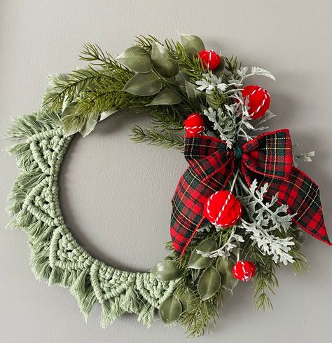 Macrame christmas ornaments