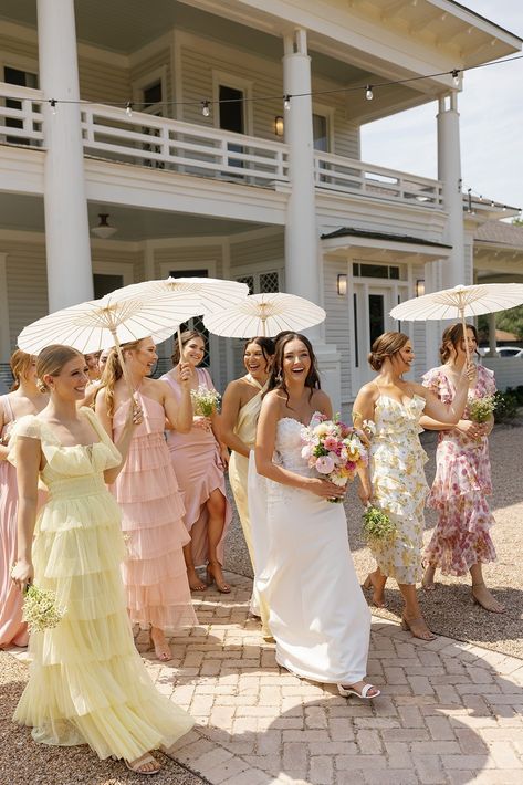 Pastel Garden Wedding at The Grand Lady - biancanichole.com Loveshackfancy Wedding, Umbrella Wedding Photos, Wedding Ideas 2024, Pastel Bridesmaids, Parasol Wedding, Yellow Wedding Theme, Bridesmaid Photoshoot, Summer Garden Wedding, Umbrella Wedding