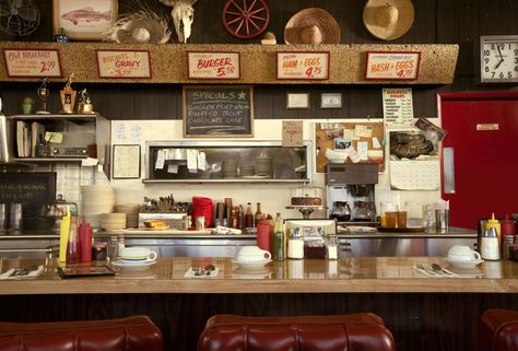 Pan Fried Trout, Diner Aesthetic, Americana Aesthetic, Ham And Eggs, Retro Diner, American Diner, Biscuits And Gravy, Cafe Interior Design, Vintage Americana