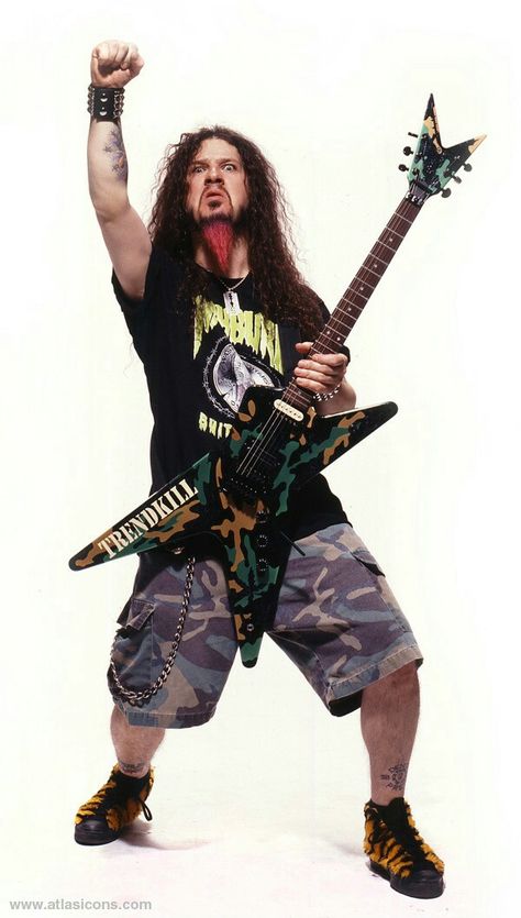 Dime🎸🎸🎸🎸🎸 Pantera Poster, Dimebag Darrell Guitar, Pantera Band, Vinnie Paul, Slayer Band, Heavy Metal Girl, Dimebag Darrell, Groove Metal, Black Label Society