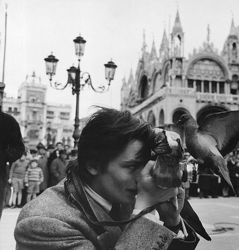 Paris 1900, French Cinema, French Films, Alain Delon, Old Soul, 인물 사진, Old Hollywood, Pose Reference, Vintage Photos