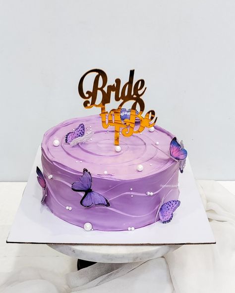 Purple Cake Butterfly, Cake Butterfly, Purple Butterfly Cake, Purple Cake, Butterfly Cake, Mehndi Decor, Butterfly Cakes, Purple Butterfly, Bride To Be