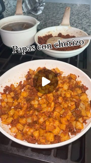 Crystal Lara on Instagram: "Burrito de papas con chorizo" Chorizo Potato Burrito, Chorizo And Papas, Papas And Chorizo, Chorizo Burrito, Potato Chorizo, Chorizo And Potato, Chorizo Recipes, Mexican Breakfast, Hispanic Food