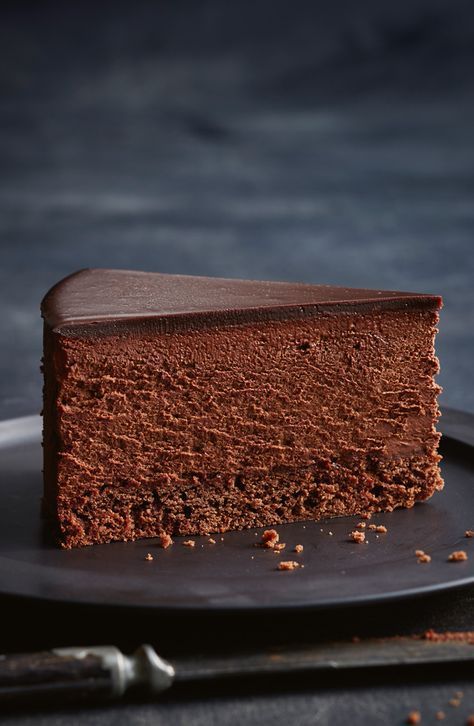 Dark Chocolate Mousse Cake, Dark Chocolate Mousse, Chocolate Mousse Cake, Mousse Recipes, A Piece Of Cake, Piece Of Cake, Mousse Cake, Savoury Cake, Chocolate Mousse