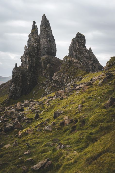 Easy Jet, National Photography, Geocaching, Isle Of Skye, Isle Of Man, Beautiful Places To Travel, Landscape Photographers, Old Man, Landscape Photos